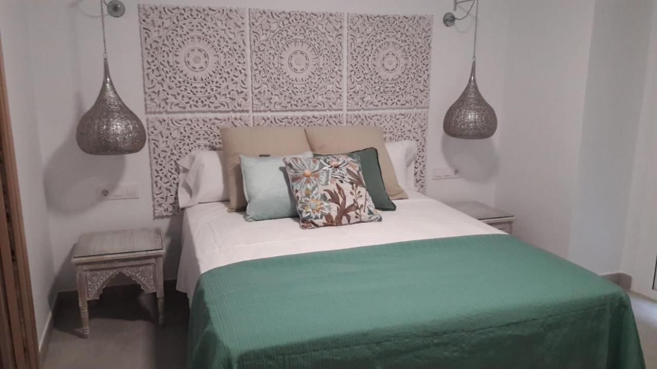 Hostal Cervantes Playa Garrucha Exterior photo