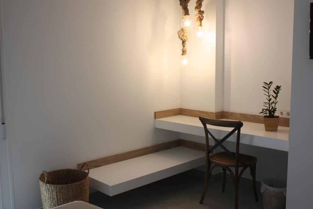 Hostal Cervantes Playa Garrucha Exterior photo